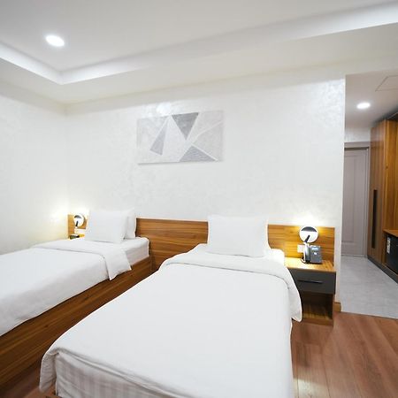 Avant Express Hotel Pool&Spa Taszkent Zewnętrze zdjęcie